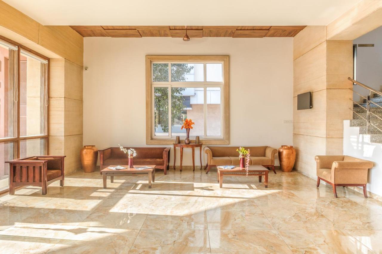 Hotel Opal Kolhapur Buitenkant foto