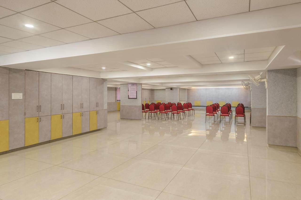 Hotel Opal Kolhapur Buitenkant foto
