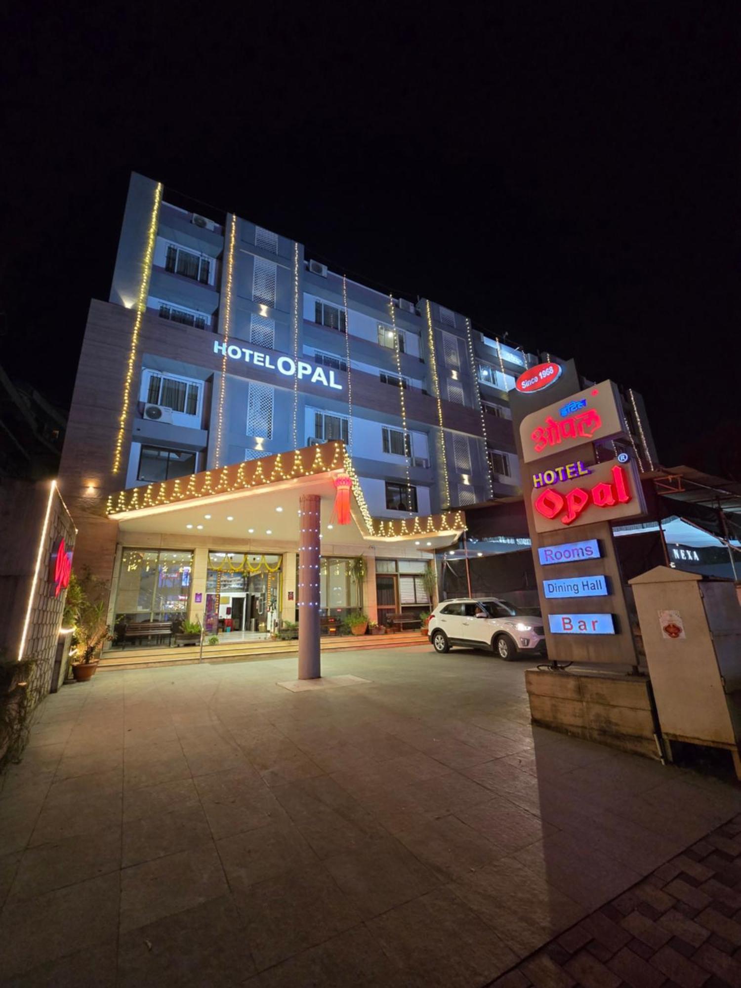 Hotel Opal Kolhapur Buitenkant foto