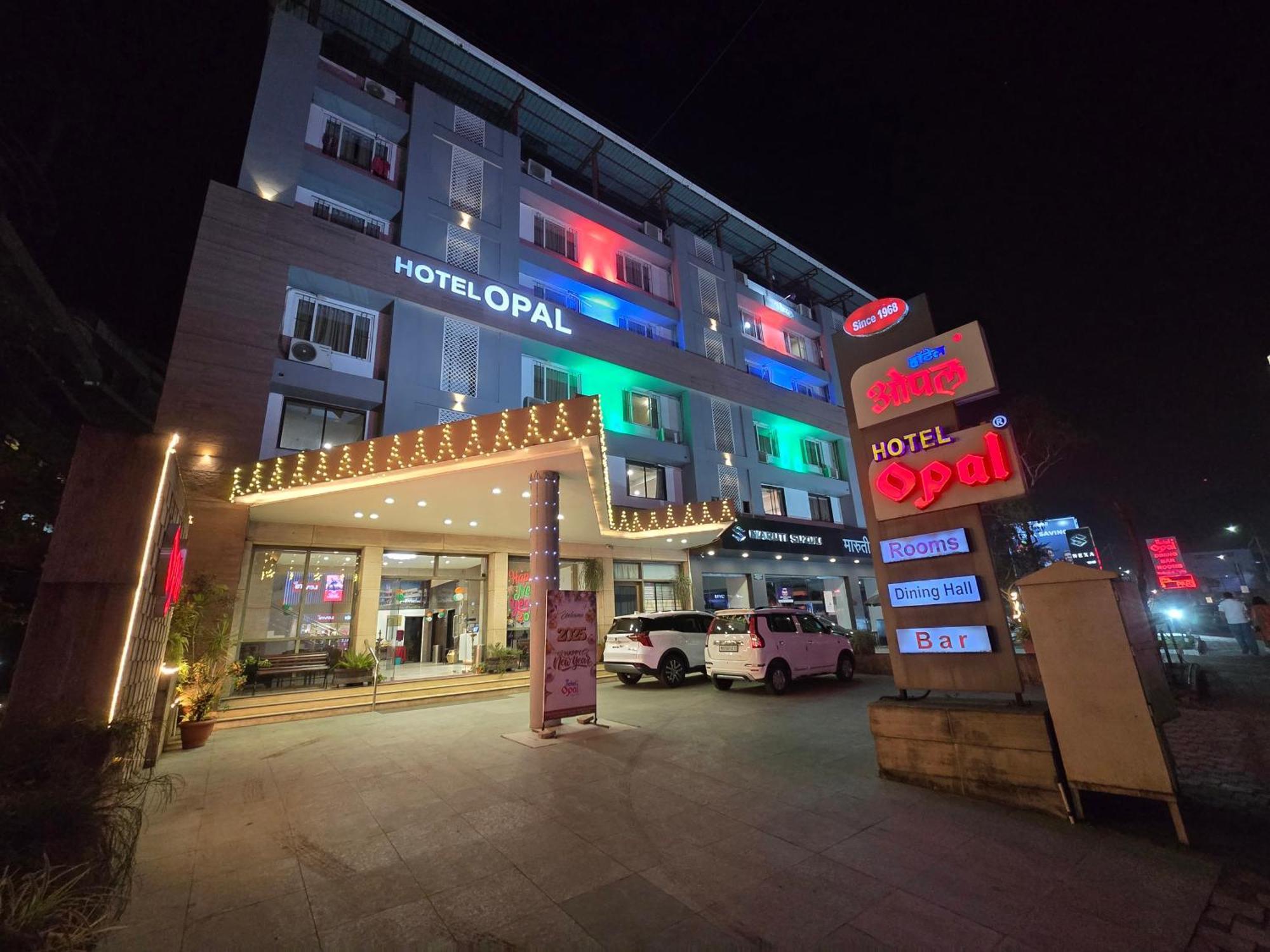 Hotel Opal Kolhapur Buitenkant foto